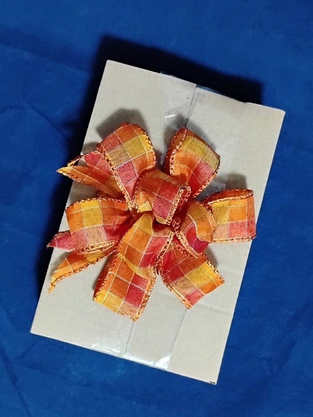 MYSTERY BOX 25 Pieces Handmade 3D Mini Memo Board Push PINS NO DUPLICATES